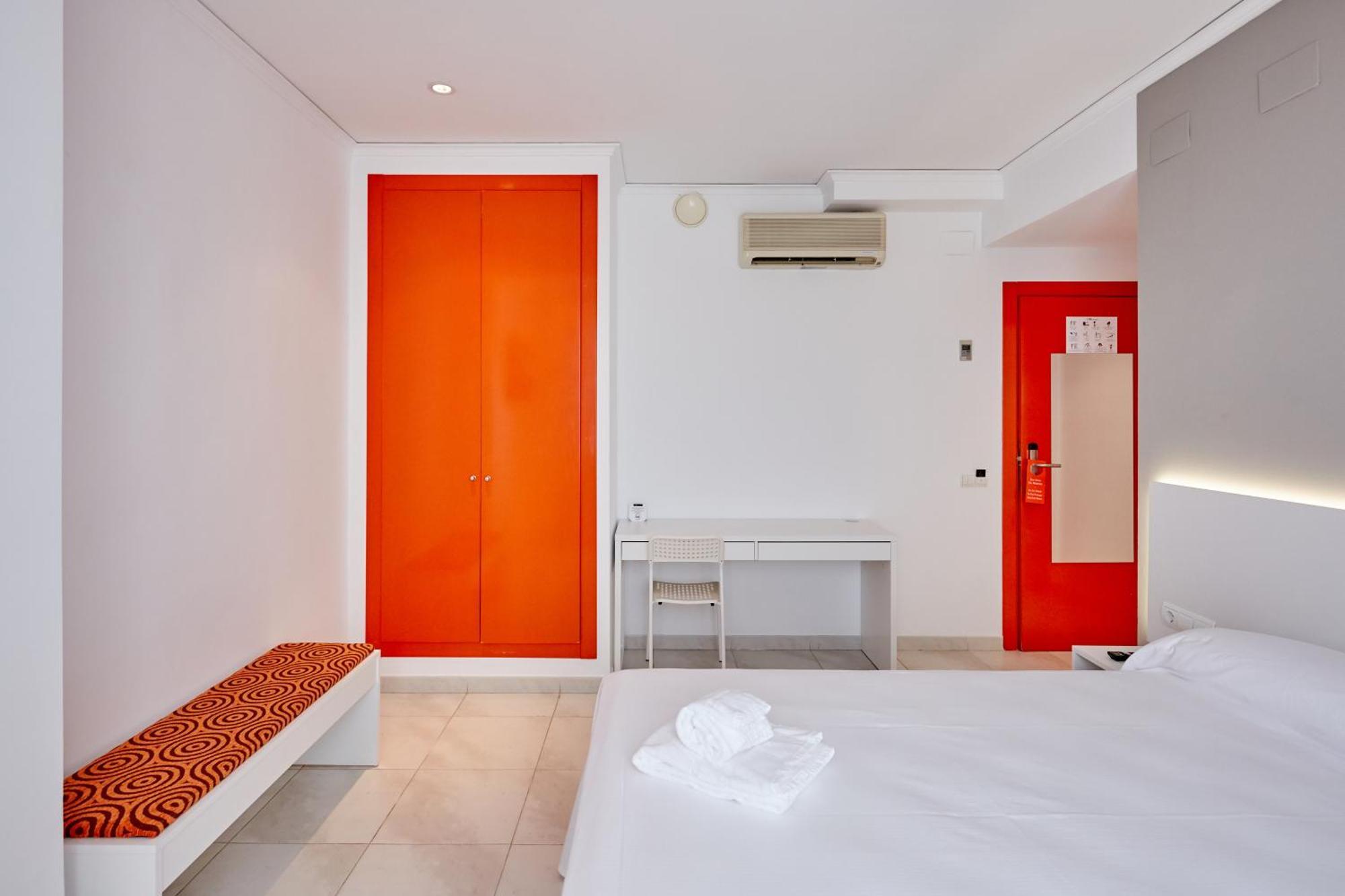 Hotel Dl Port 그라오 데 카스테욘 외부 사진