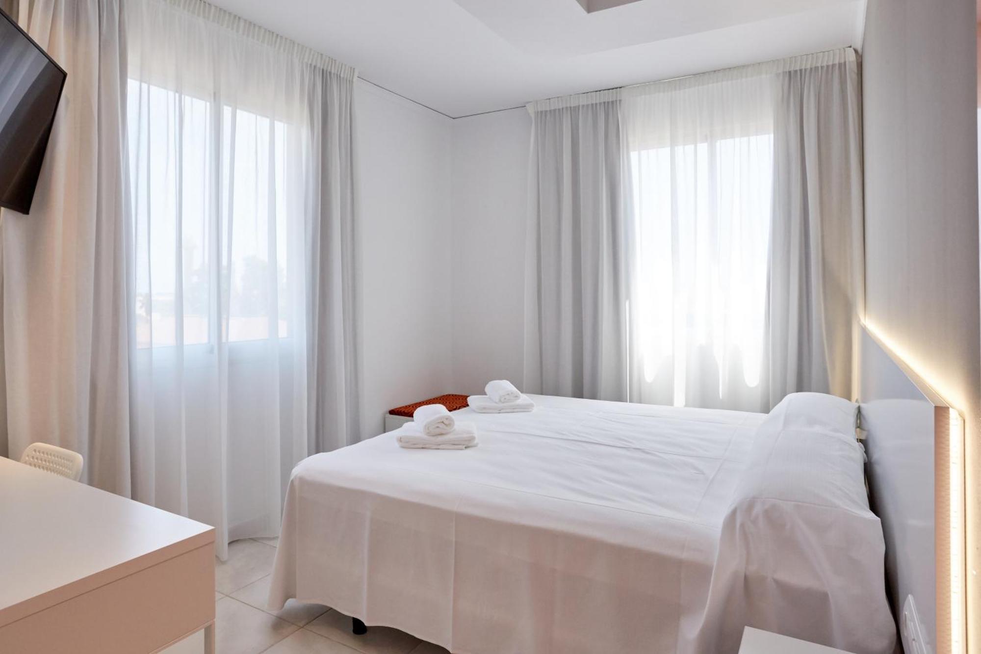 Hotel Dl Port 그라오 데 카스테욘 외부 사진